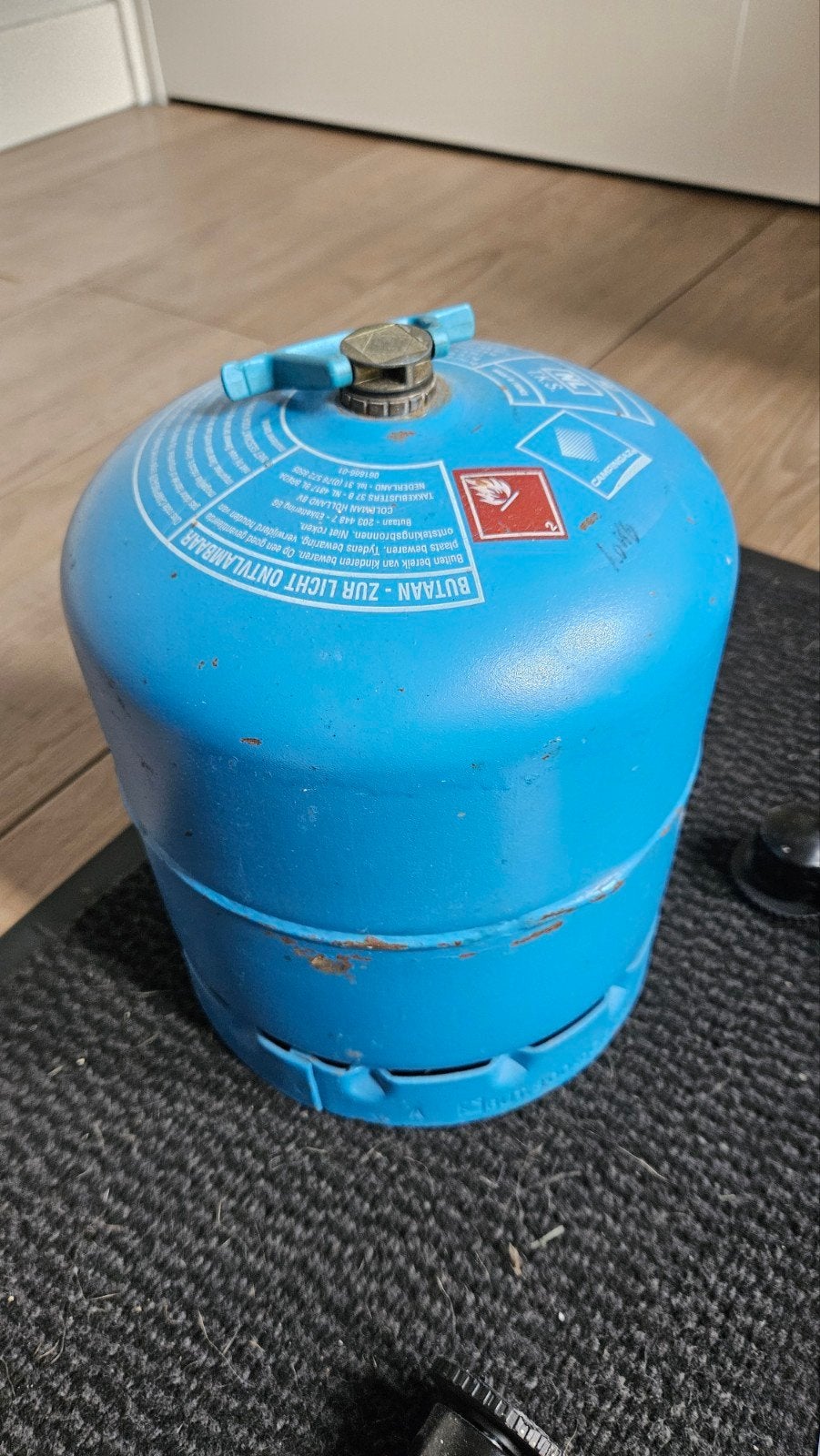 Campingaz 907 fles leeg, Ophalen