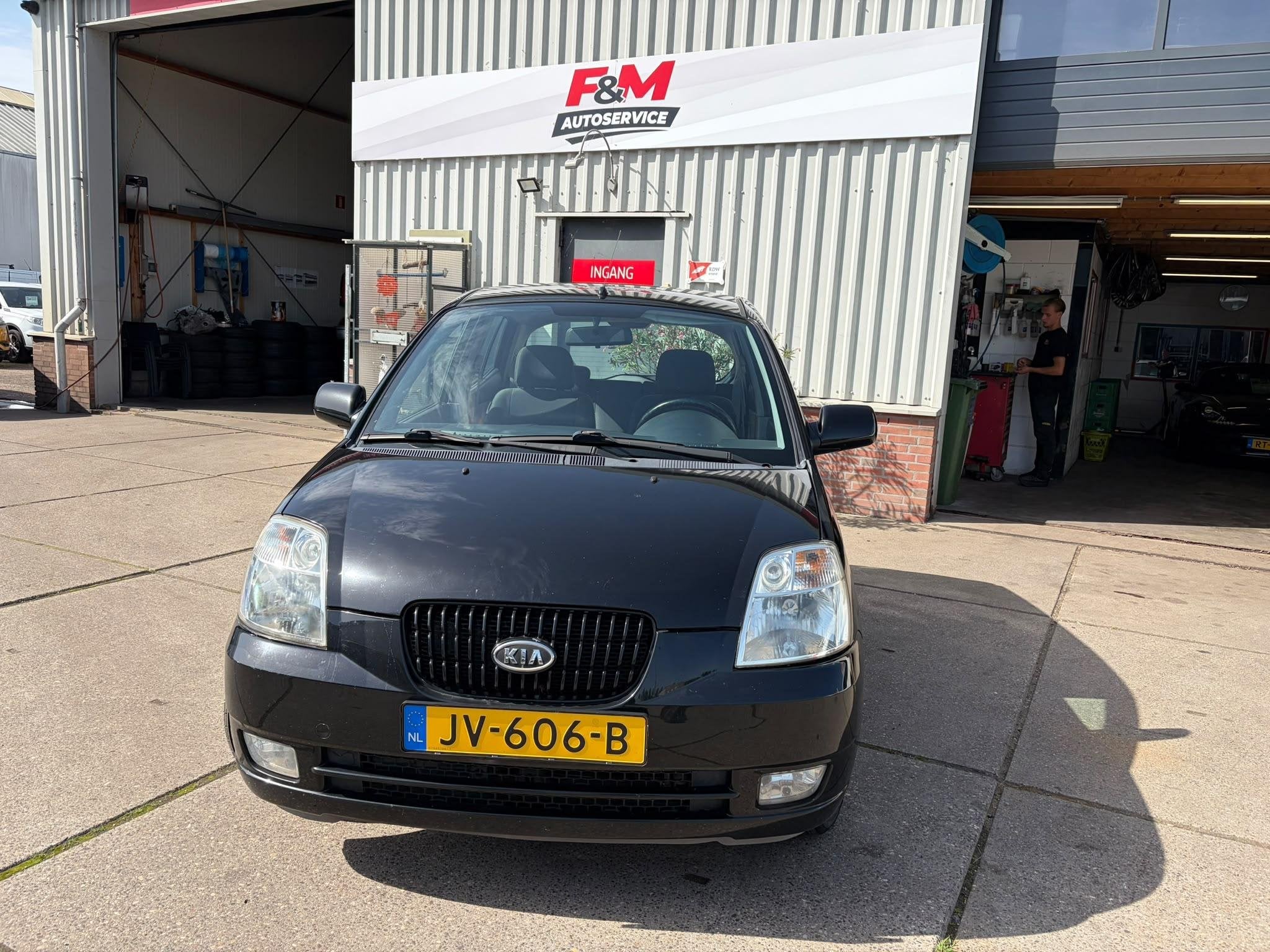 Kia Picanto 1.1 X-tra Airco, radio, stoelverwarming, Stof, Gebruikt, 4 cilinders, Zwart