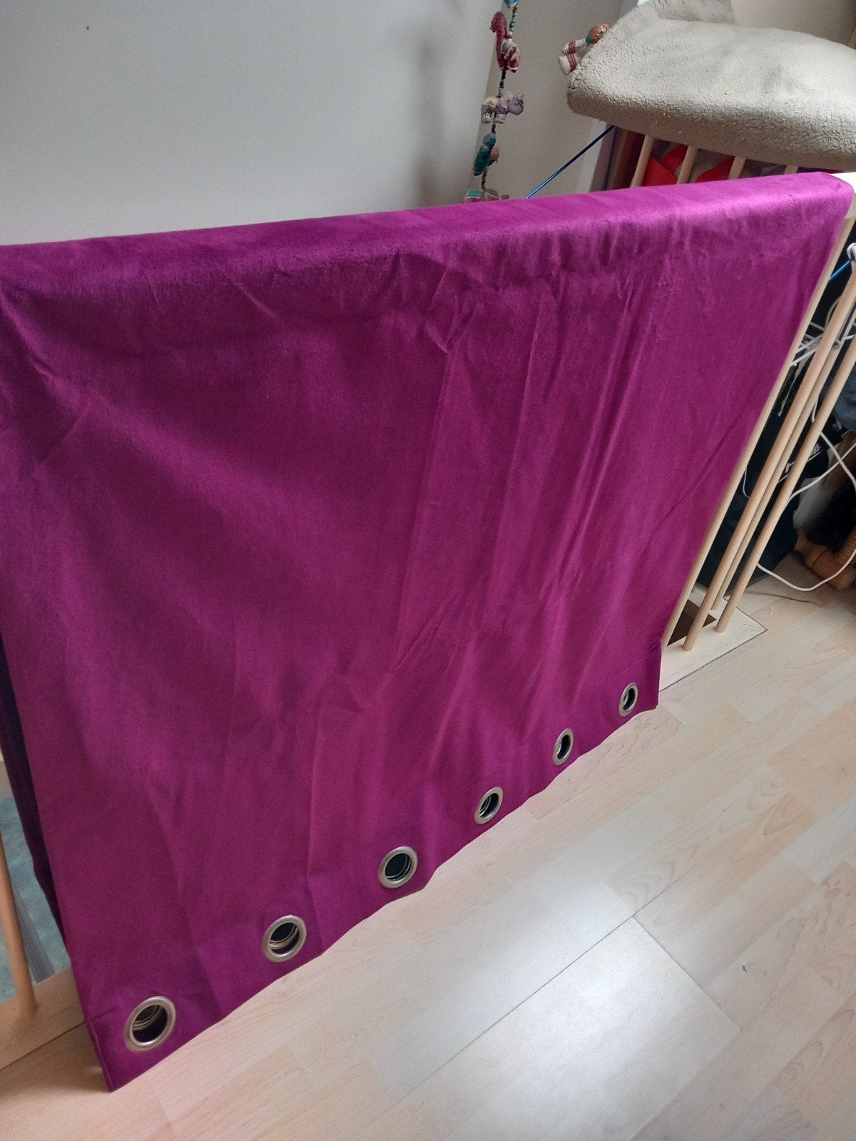 2x 2.08brx3.30hoog cyclaam/paars gordijnen, Nieuw, Huis en Inrichting, Stoffering | Gordijnen en Lamellen, Nieuw, Ophalen