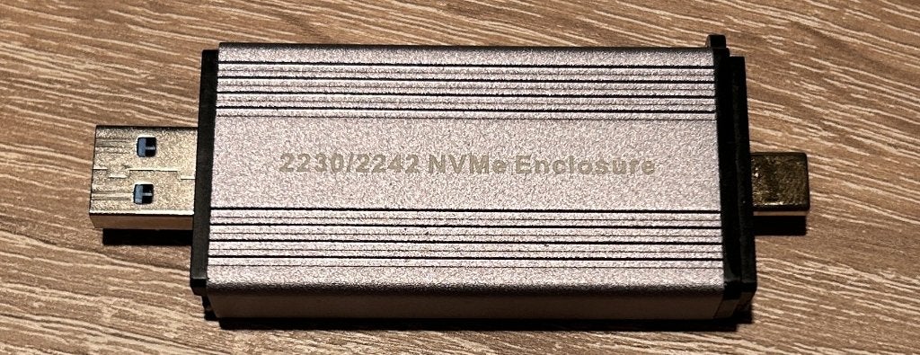 NVMe SSD 256GB in USB 3.0 Enclosure (2230/2242), Computers en Software, Harde schijven, Gebruikt, Laptop, Extern, SSD, USB, Ophalen of Verzenden