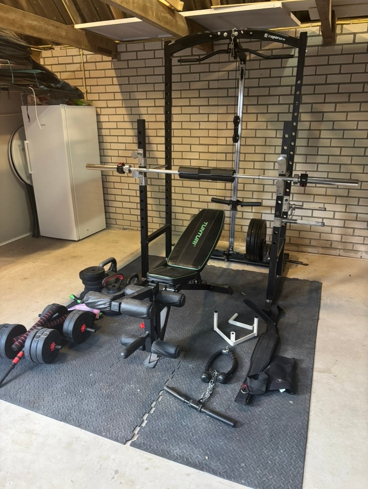 Complete thuis gymset - Krachtstation, bankje en gewichten, Ophalen, Gebruikt, Krachtstation, Armen