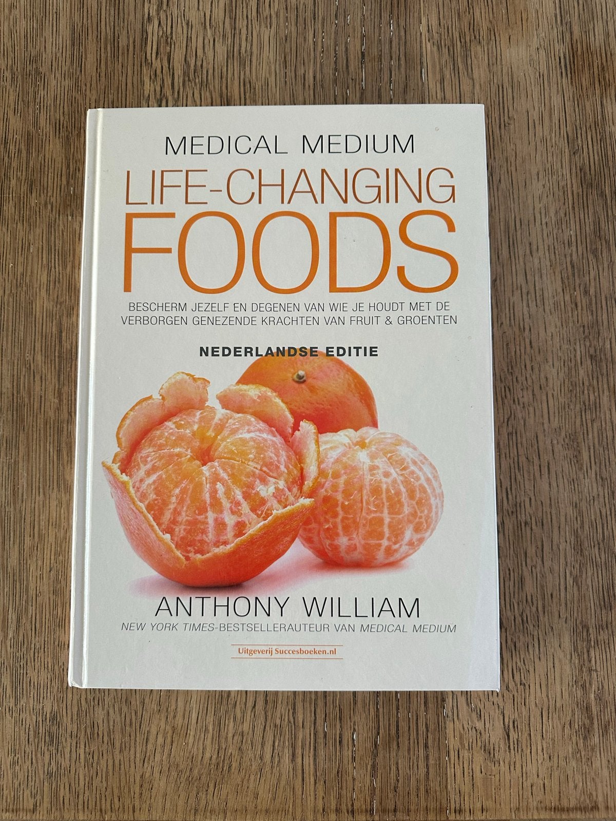 Medical Medium Life-Changing Foods - Anthony William, Boeken, Ophalen of Verzenden, Zo goed als nieuw, Dieet en Voeding