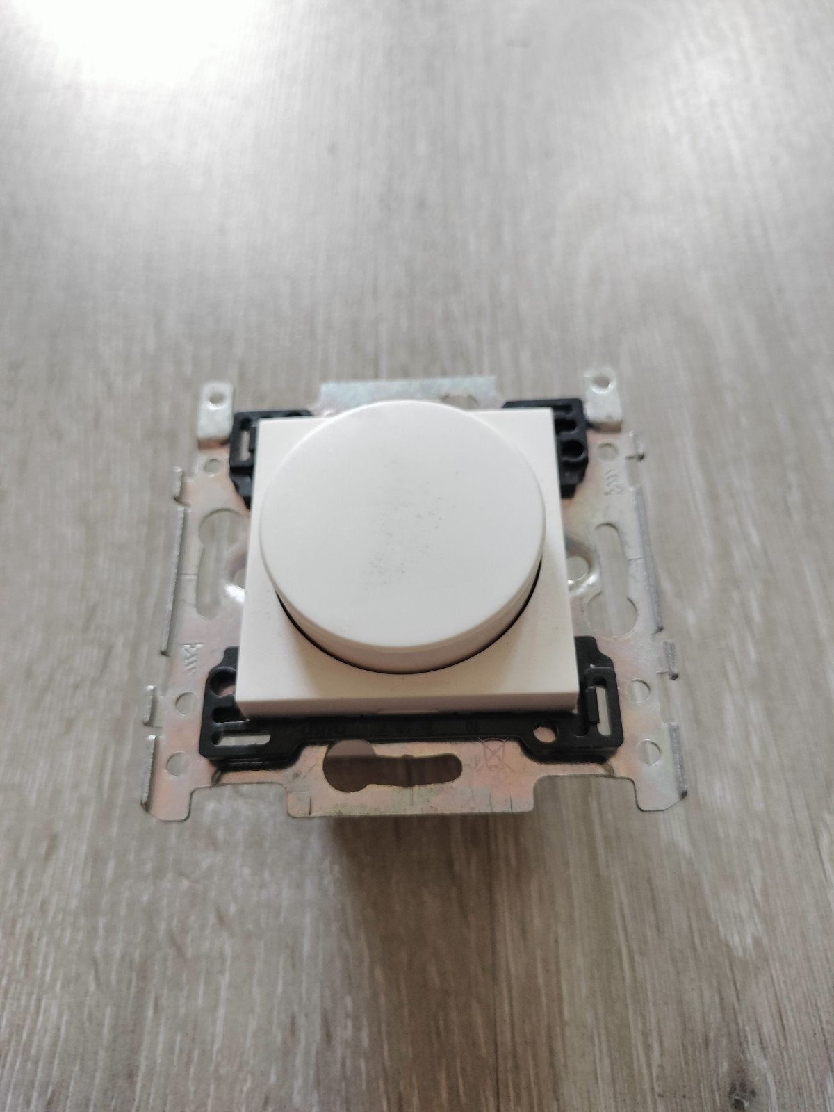 2xNiko Universele LED Draaidimmers Compleet 310-01901 + Afde, Ophalen, Nieuw, Overige merken, Dimmer