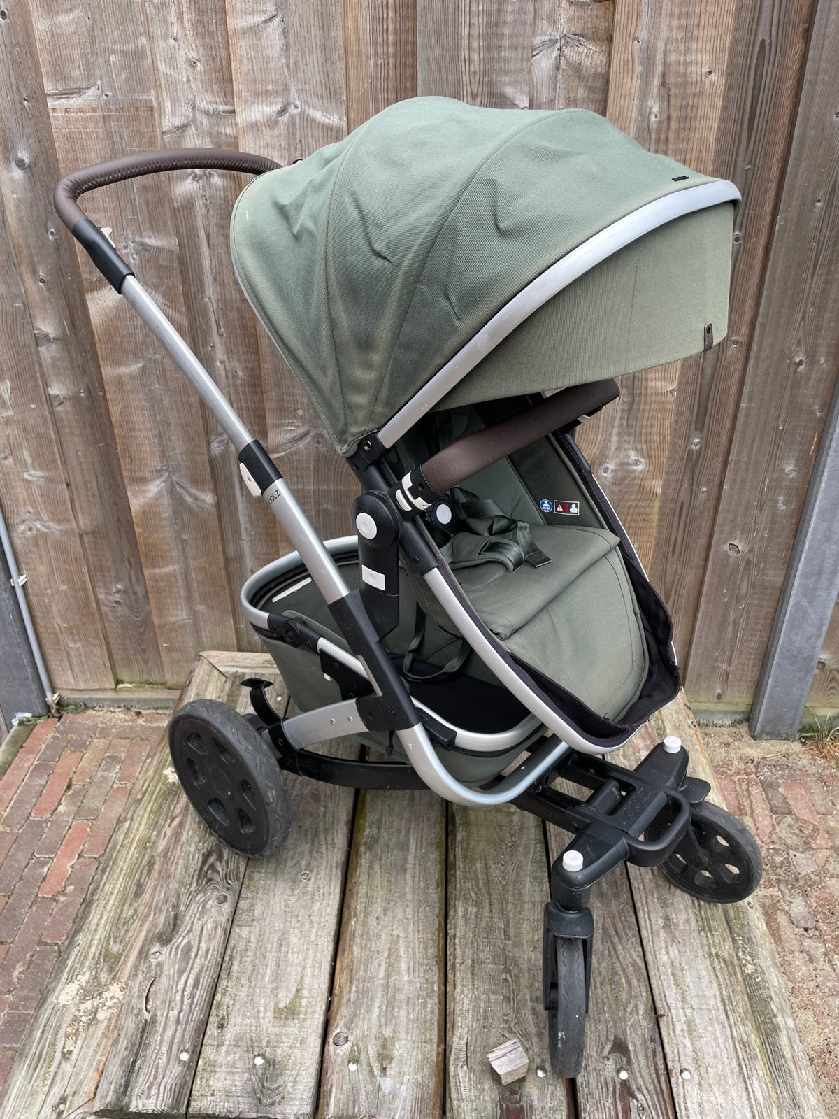 Joolz Geo 2 Marvellous Green kinderwagen met accessoires, Zo goed als nieuw, Combiwagen, Verstelbare duwstang, Ophalen