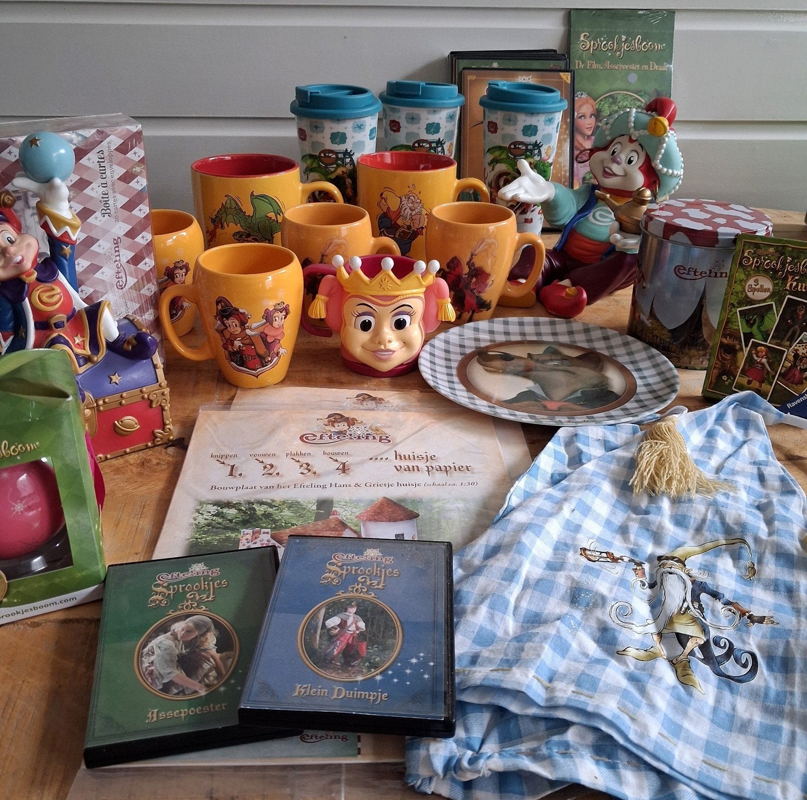 Grote Efteling Sprookjesboom Collectie: DVD's, Mokken, etc., Verzamelen, Efteling, Zo goed als nieuw, Overige typen, Ophalen of Verzenden
