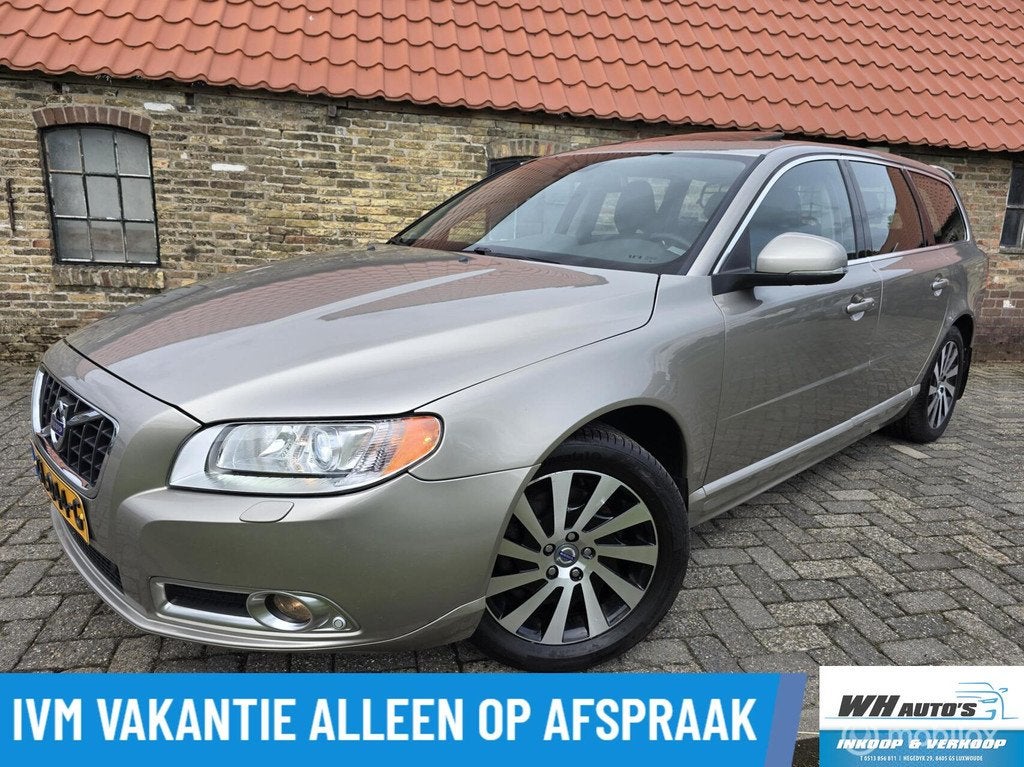 Volvo V70 3.0 T6 AWD Summum luxe uitvoering!, Auto's, Volvo, Automaat, Euro 5, Automatische klimaatregeling, Gebruikt