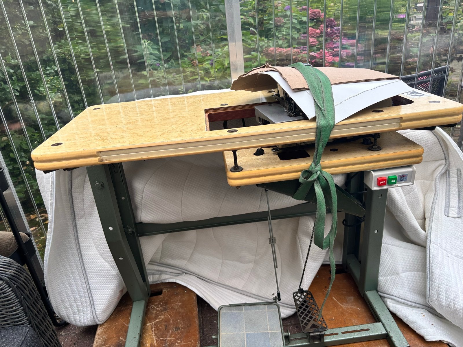 Professionele, zware lockmachine - Ophalen in Vroomshoop, Gebruikt, Lockmachine, Industrieel, Ophalen