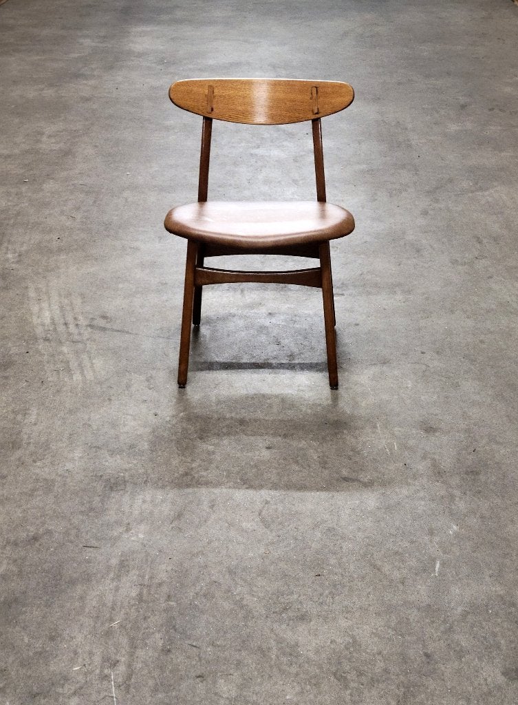 Hans J. Wegner CH30 stoel in eiken, Carl Hansen & Søn, Huis en Inrichting, Stoelen, Gebruikt, Bruin, Ophalen of Verzenden, Eén
