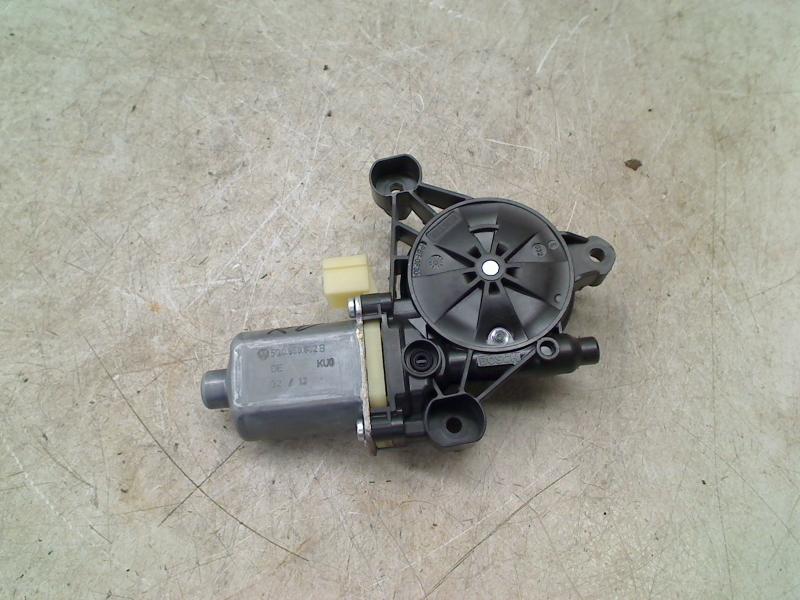 Motor Raammechaniek Rechts Voor Golf VII (AUA) 2015, Auto-onderdelen, Gebruikt, Volkswagen, Volkswagen AG, Kundenbetreuung@volkswagen.de