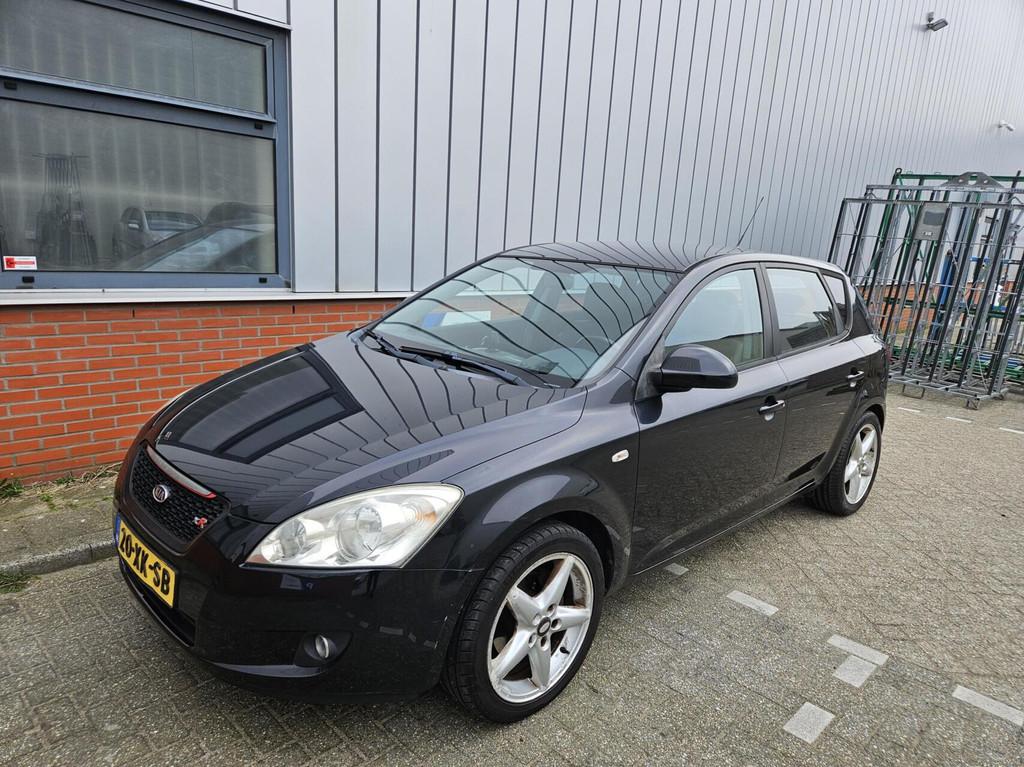 Kia cee'd 1.4 X-tra, Auto's, Kia, Gebruikt, 4 cilinders, 1396 cc, Zwart