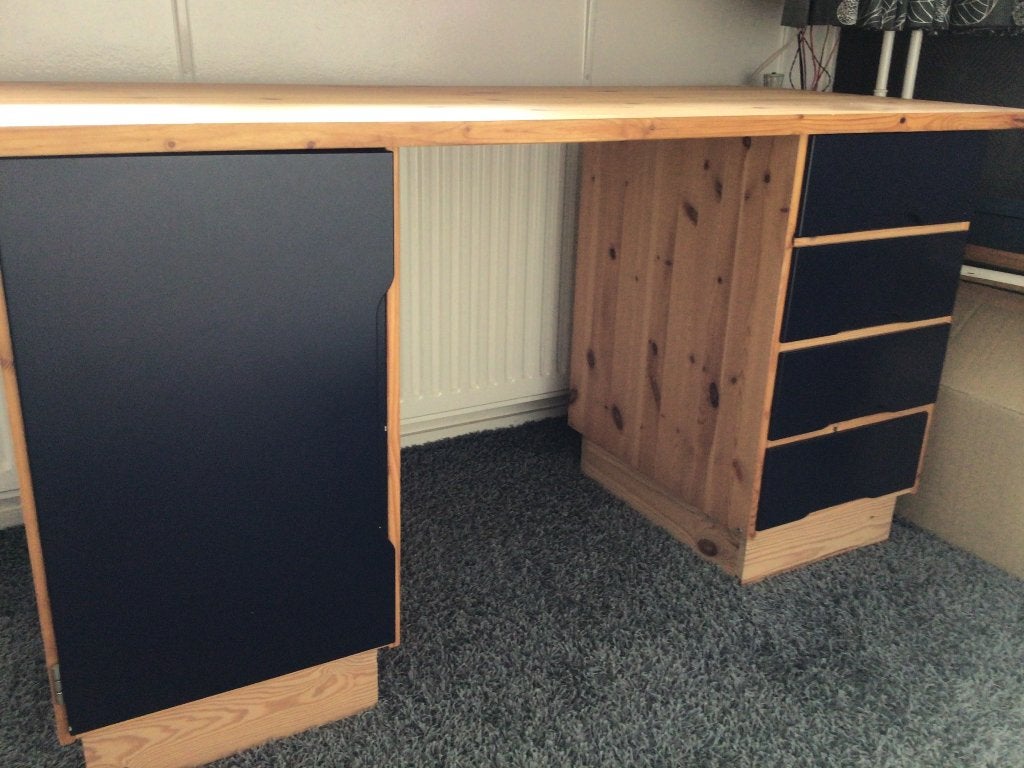 Bureau voor scholier, Huis en Inrichting, Kasten | Wandmeubels, Ophalen, Gebruikt, Met deur(en), Minder dan 150 cm
