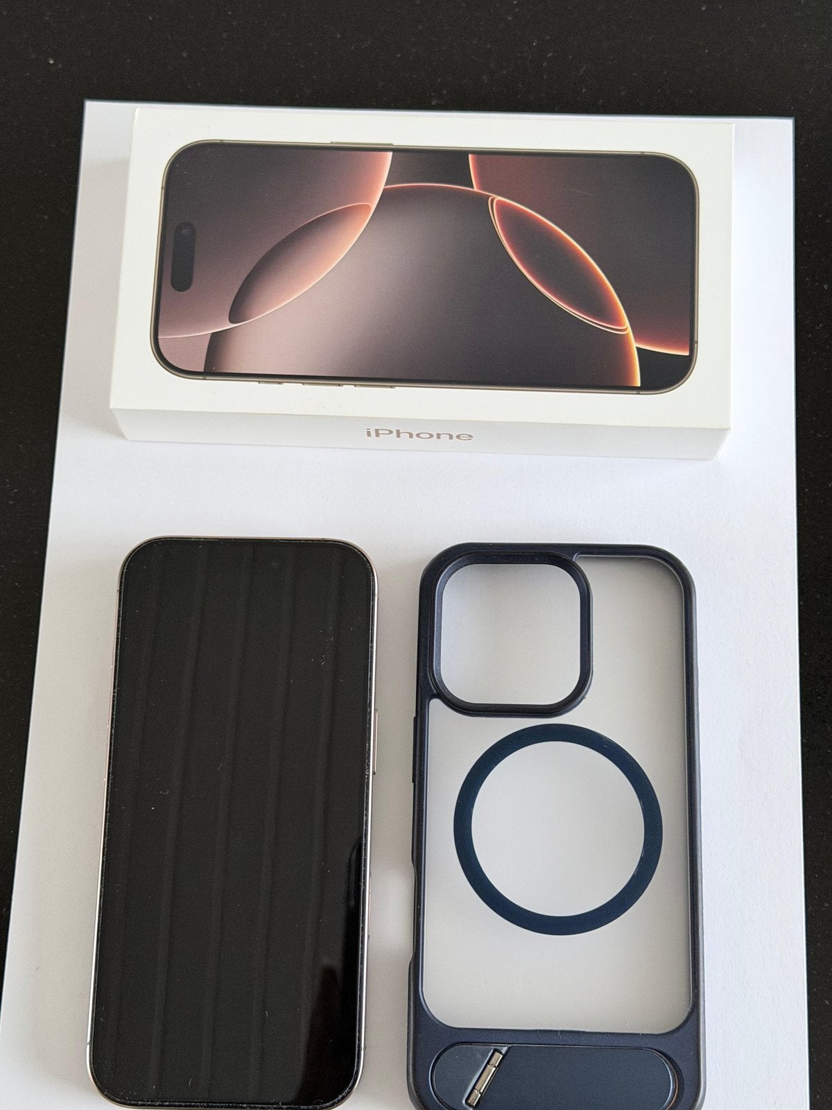 Iphone 16 pro Desert titanium - 128gb - compleet in doos, Telecommunicatie, IPhone 16 Pro, 128 GB, Ophalen of Verzenden, Zo goed als nieuw