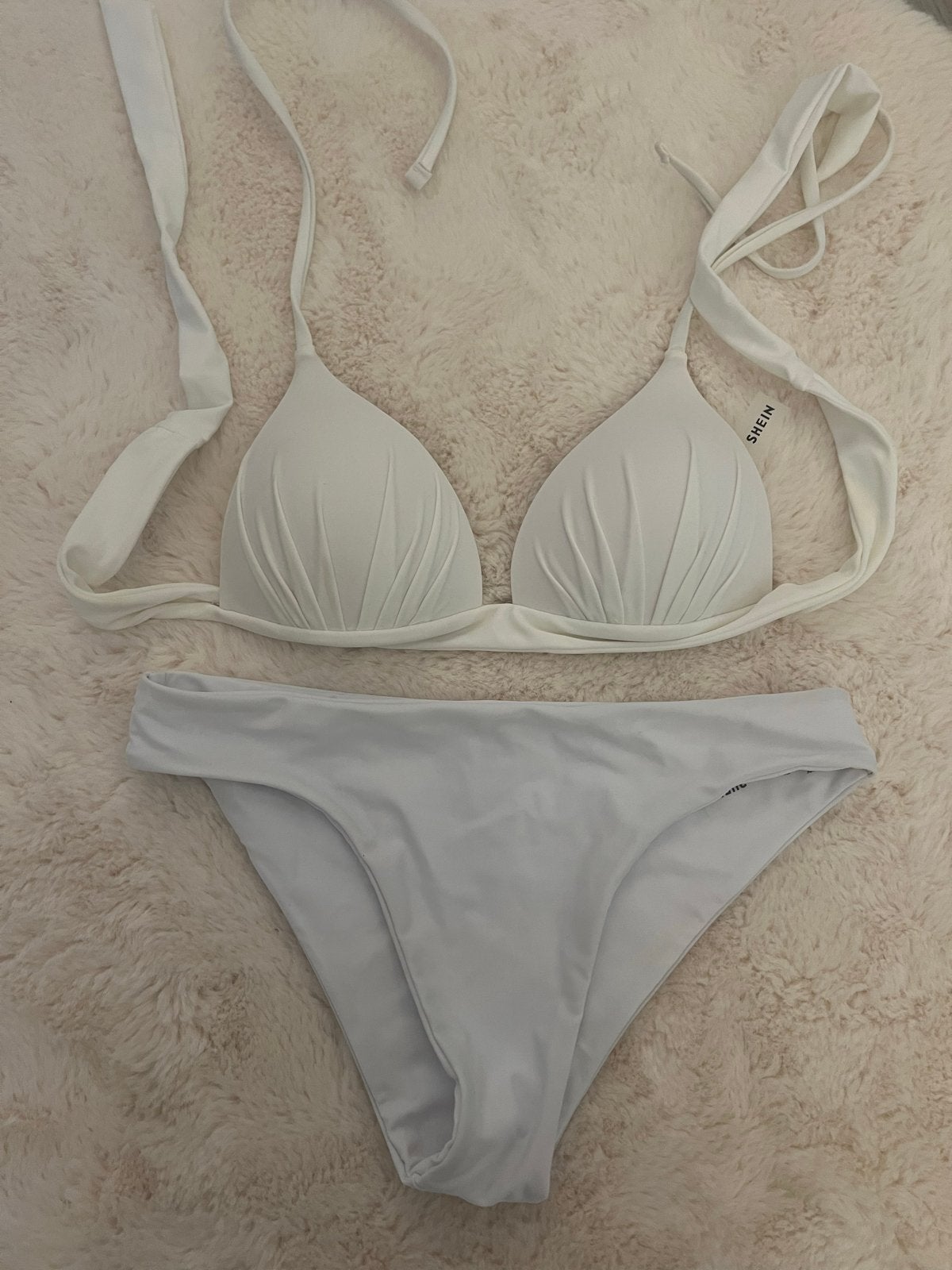 Witte minimalistische triangle bikini van SHEIN, Ophalen of Verzenden, Nieuw, Wit, Bikini