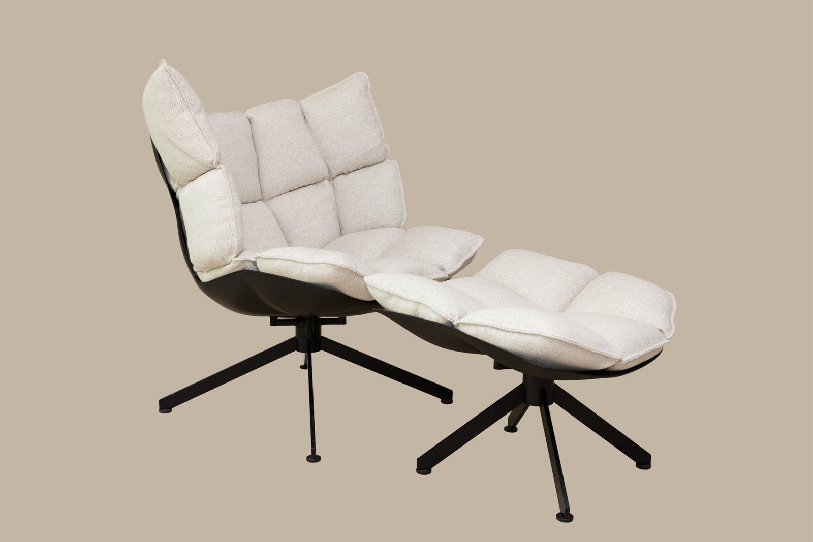 B&B Italia Husk fauteuil met ottoman np €4.990,-, 75 tot 100 cm, Ophalen of Verzenden, Zo goed als nieuw, Stof