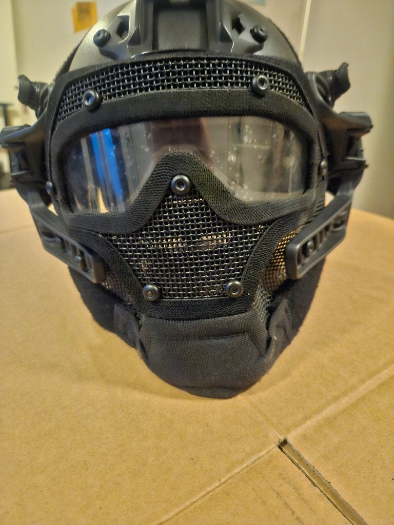 Airsoft helm, Ophalen, Nieuw