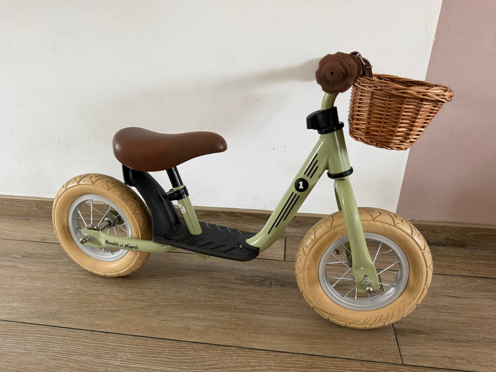 Stijlvolle loopfiets met mandje - zeer goede staat, Ophalen of Verzenden, Zo goed als nieuw, Loopfiets