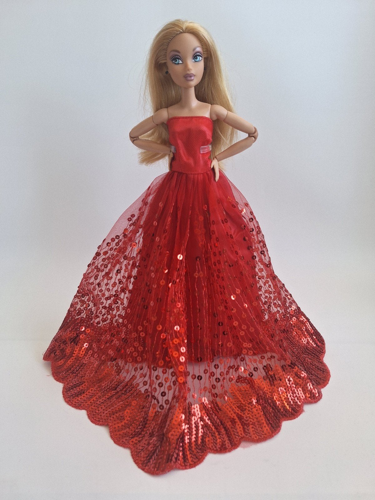 Rode baljurk voor Barbie, Ophalen of Verzenden, Nieuw, Kleertjes