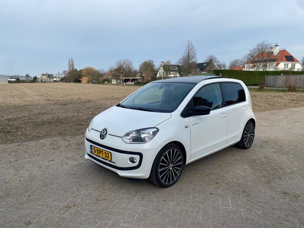 Volkswagen up! Groove. Pano, 74 pk, 4 stoelen, Wit, Leder