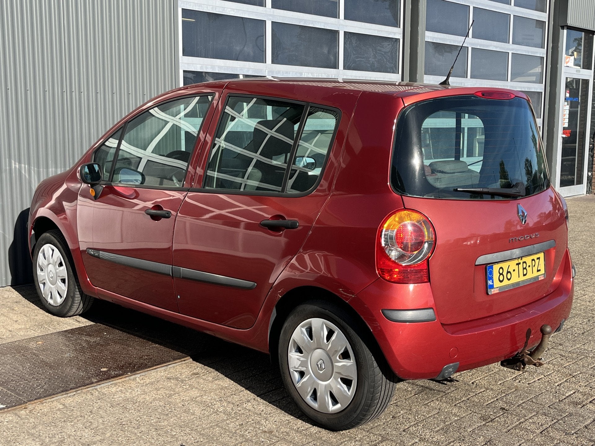 Renault Modus 1.4-16V Air APK 04-2027 Airco Cruise controle, Auto's, Renault, Voorwielaandrijving, Gebruikt, Zwart, 4 cilinders