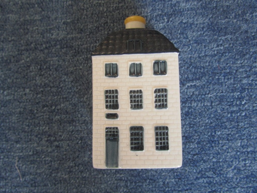 KLM Huisje nr.  55 - Schiedam, met drank erin, Ophalen of Verzenden, Zo goed als nieuw, 41 t/m 60, Gevuld