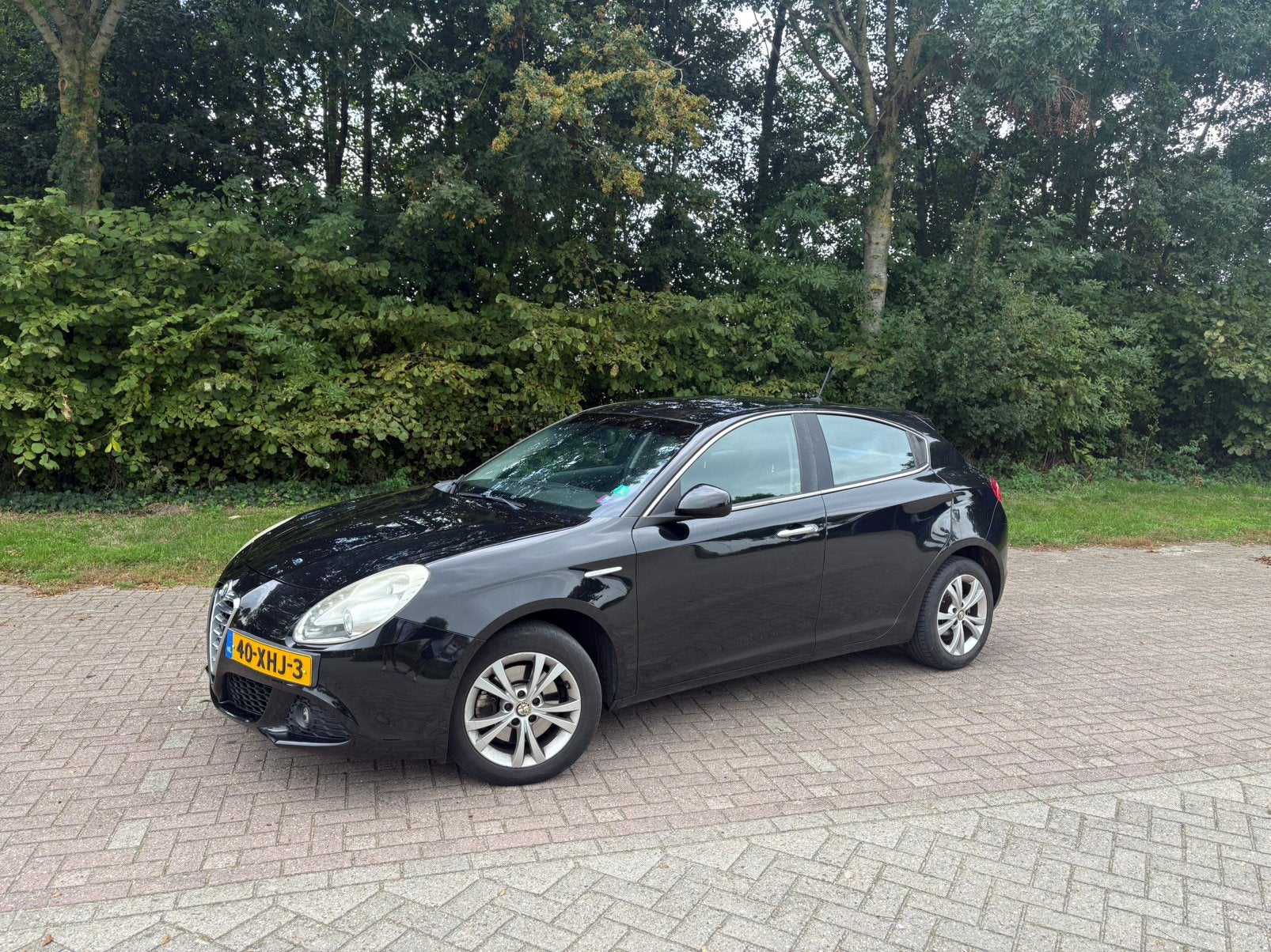 Alfa Romeo Giulietta 1.4 Turbo Multi AIR 2012 Zwart, Auto's, Voorwielaandrijving, 4 cilinders, Zwart, Origineel Nederlands