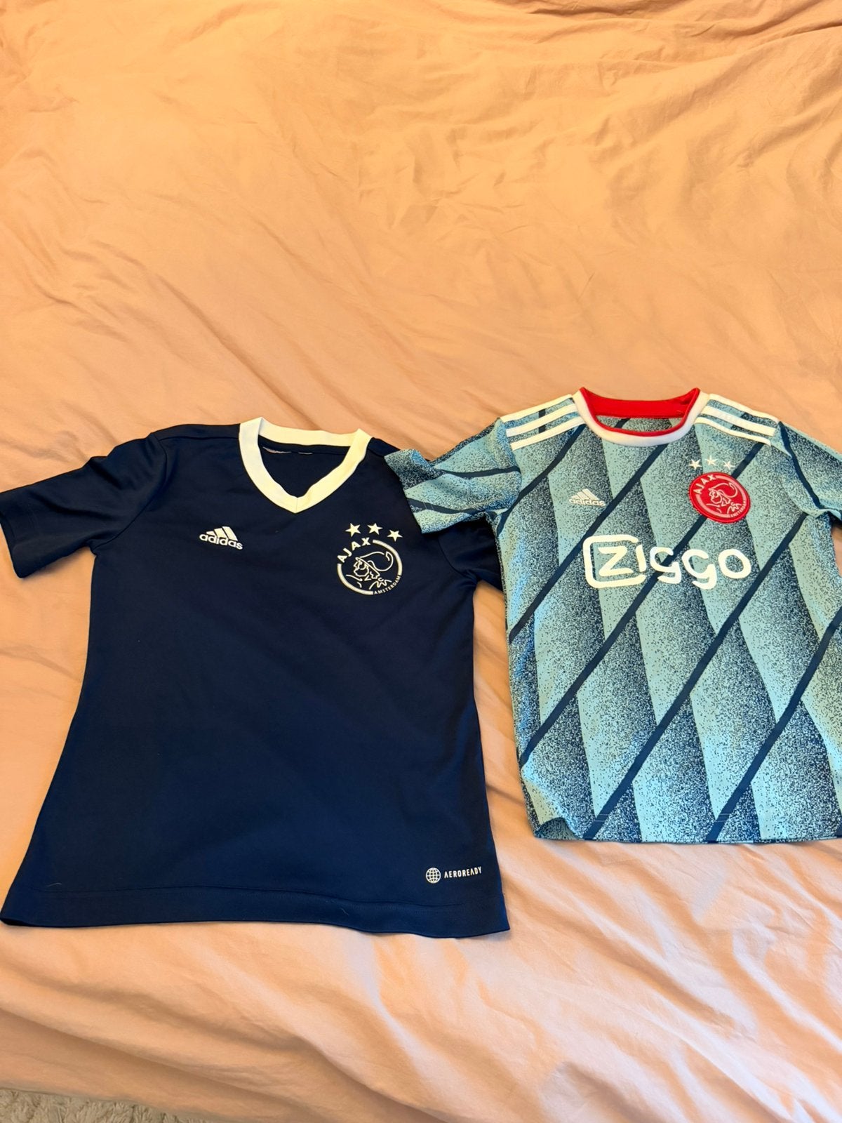 2 Ajax voetbal shirts maat 152, Sport en Fitness, Voetbal, Maat XS of kleiner, Ophalen of Verzenden, Zo goed als nieuw, Shirt