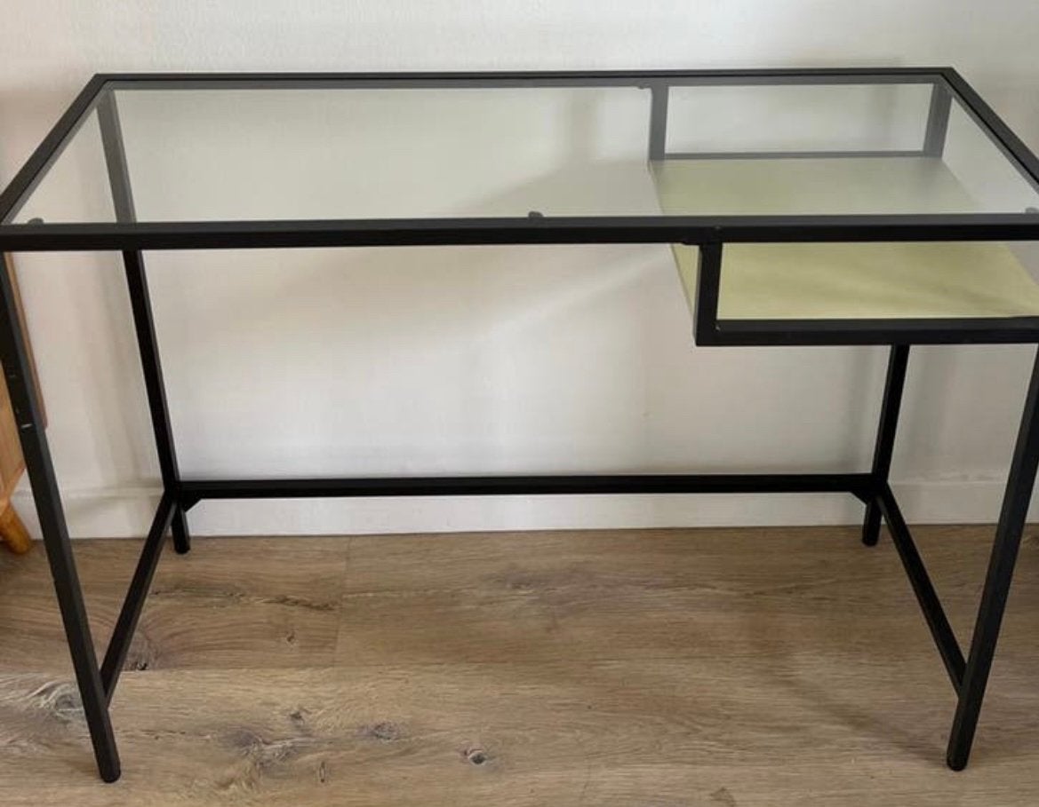 Bureautje / sidetable (zwart/goud), Huis en Inrichting, Tafels | Sidetables, Ophalen, 100 tot 150 cm, Zo goed als nieuw, 25 tot 50 cm