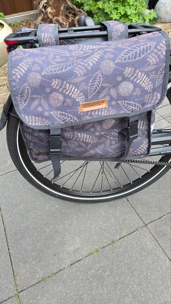Fietstassen en helmen., Ophalen of Verzenden, Gebruikt