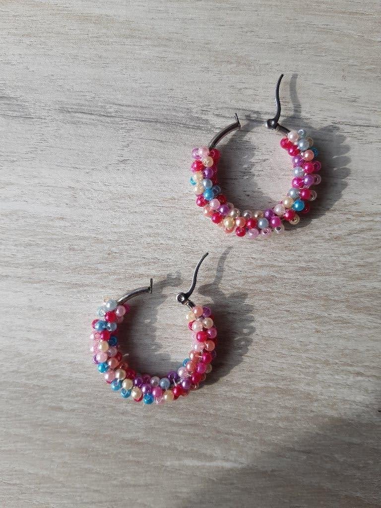 Ronde kralen oorbellen., Overige materialen, Hangers, Overige kleuren, Nieuw