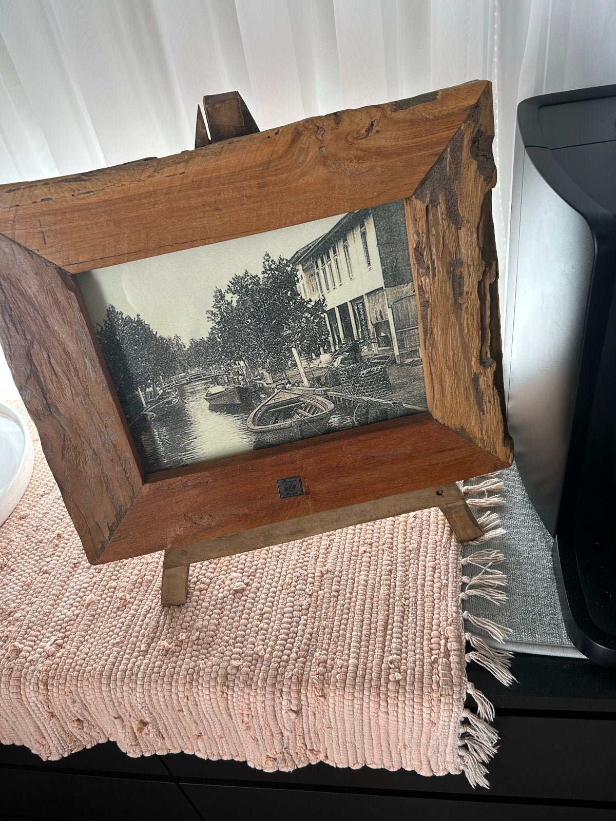 Riviera Maison fotolijst met standaard, Huis en Inrichting, Woonaccessoires | Lijsten, Ophalen, Bruin, Zo goed als nieuw, Fotolijst