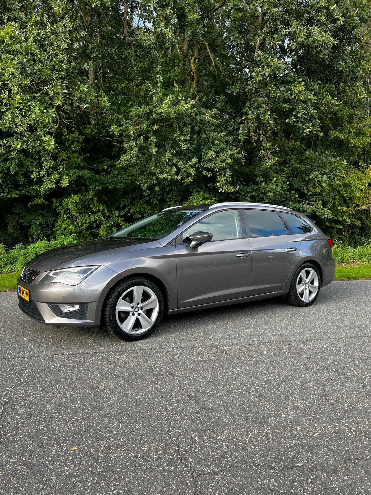 Seat Leon Station FR 1.4 Ecotsi 150PK Dsg-7 2017 Grijs, Auto's, 4 cilinders, Leon, 1197 kg, Origineel Nederlands