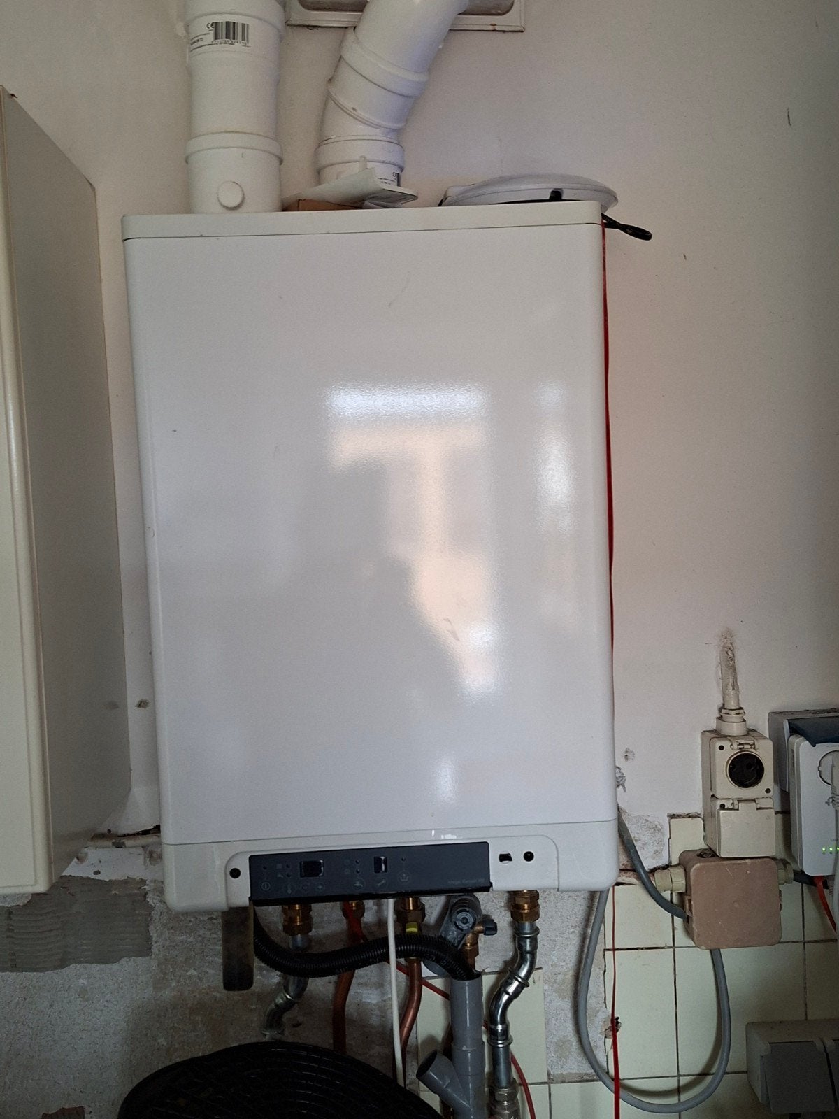 Intergas HRE28/24A CV-ketel uit 2022, Ophalen, 30 tot 80 cm, Gebruikt, Cv-ketel of Combi-ketel
