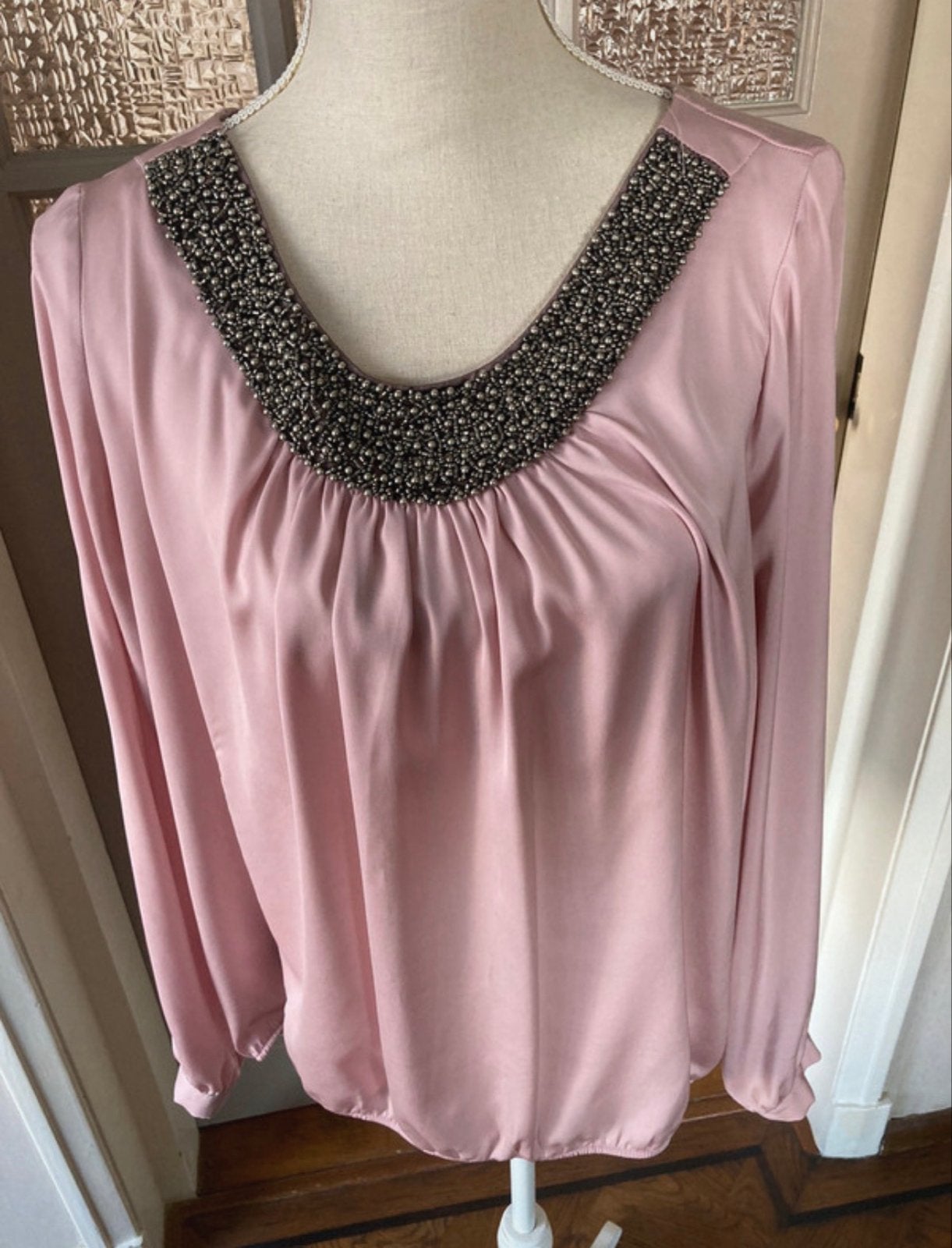 Rozes of Avslon blouse met lange mouwen en kraalversiering, Maat 42/44 (L), Ophalen of Verzenden, Zo goed als nieuw, Lange mouw