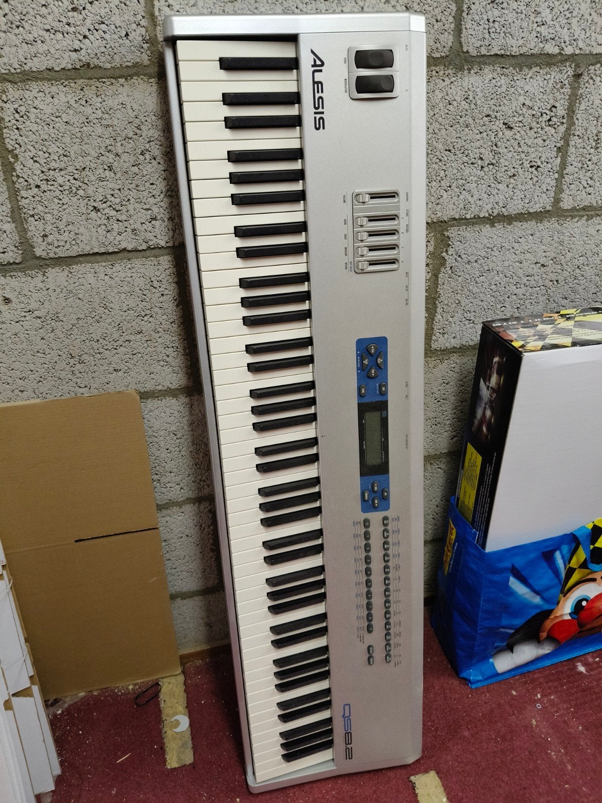 Alesis QS8.2 Synthesizer - 88 toetsen, professioneel, Muziek en Instrumenten, Synthesizers, Ophalen, Gebruikt, 88 toetsen, Overige merken