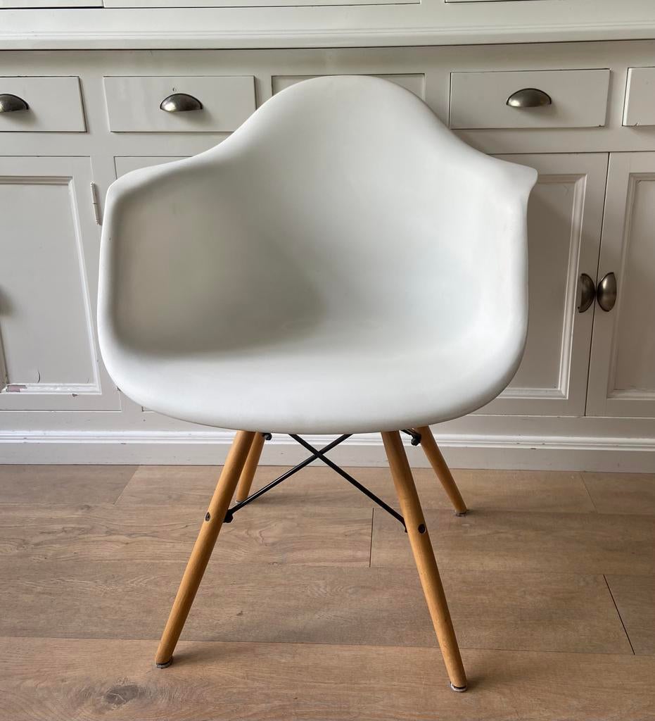 KUIPSTOELEN | PER STUK € 20,- | 4 STUKS, Ophalen, Zo goed als nieuw, Wit, Twee