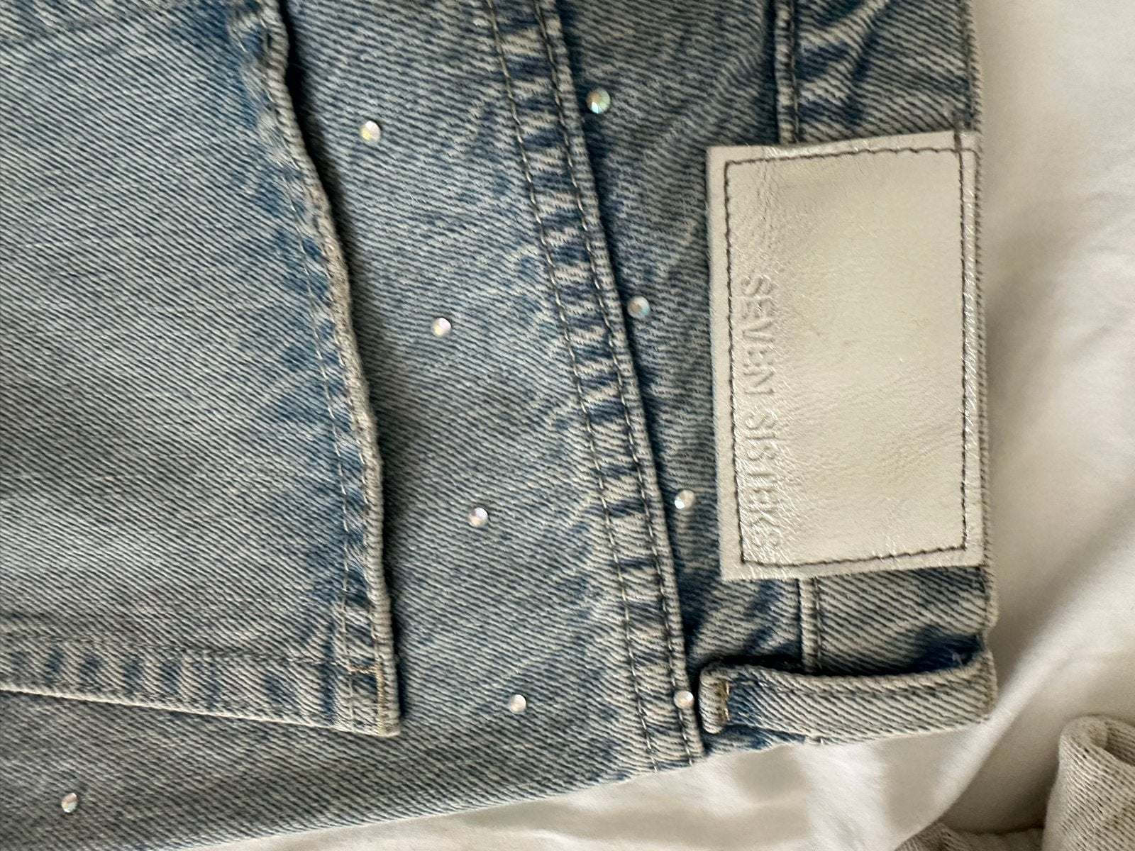Seven Sisters Jeans met steentjes - Maat 28, Ophalen of Verzenden, Nieuw, Blauw, W28 - W29 (confectie 36)