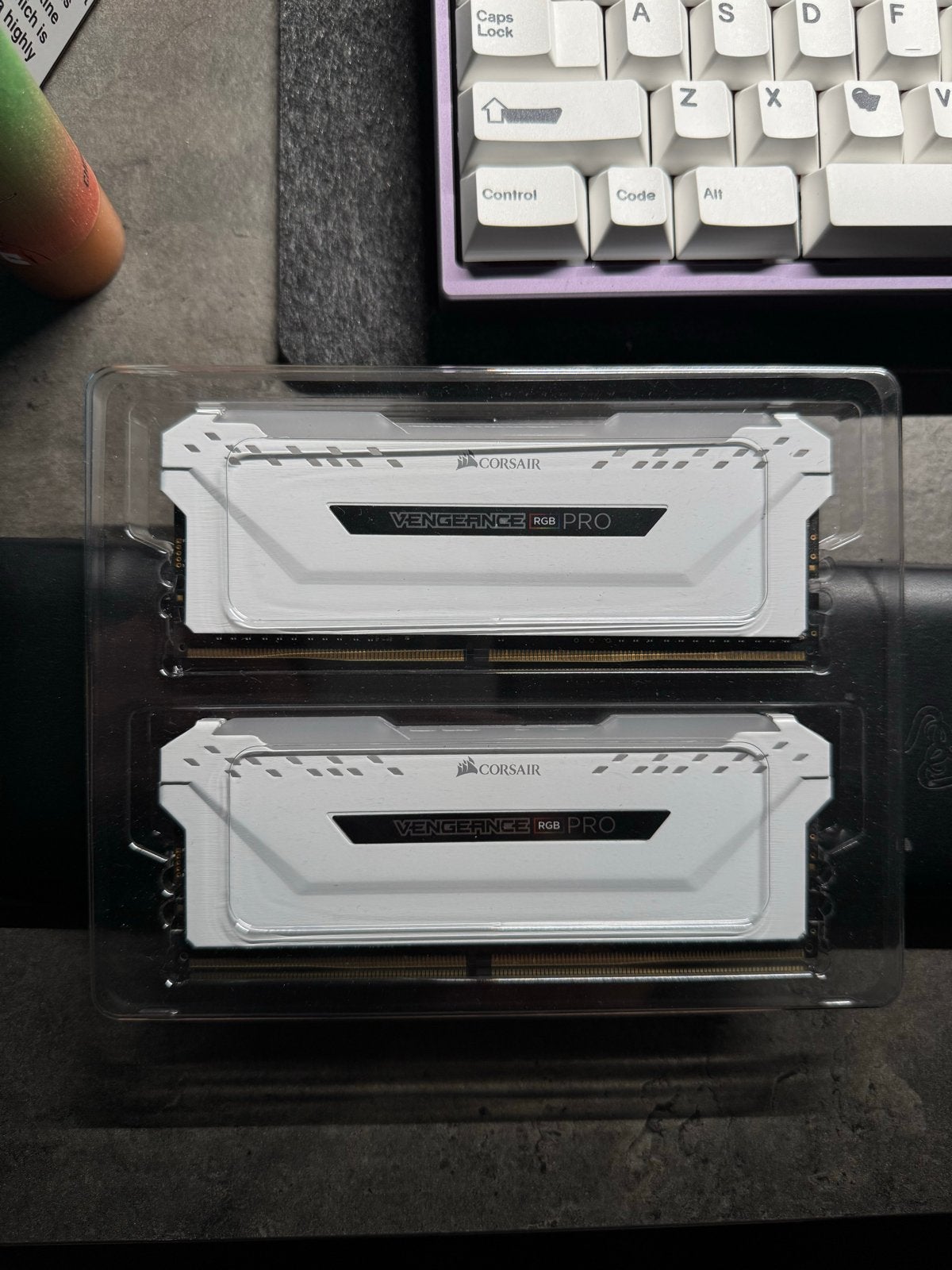 Corsair Vengeance RGB 16GB PRO RAM Geheugen, Computers en Software, Ophalen, DDR4, Zo goed als nieuw, Desktop