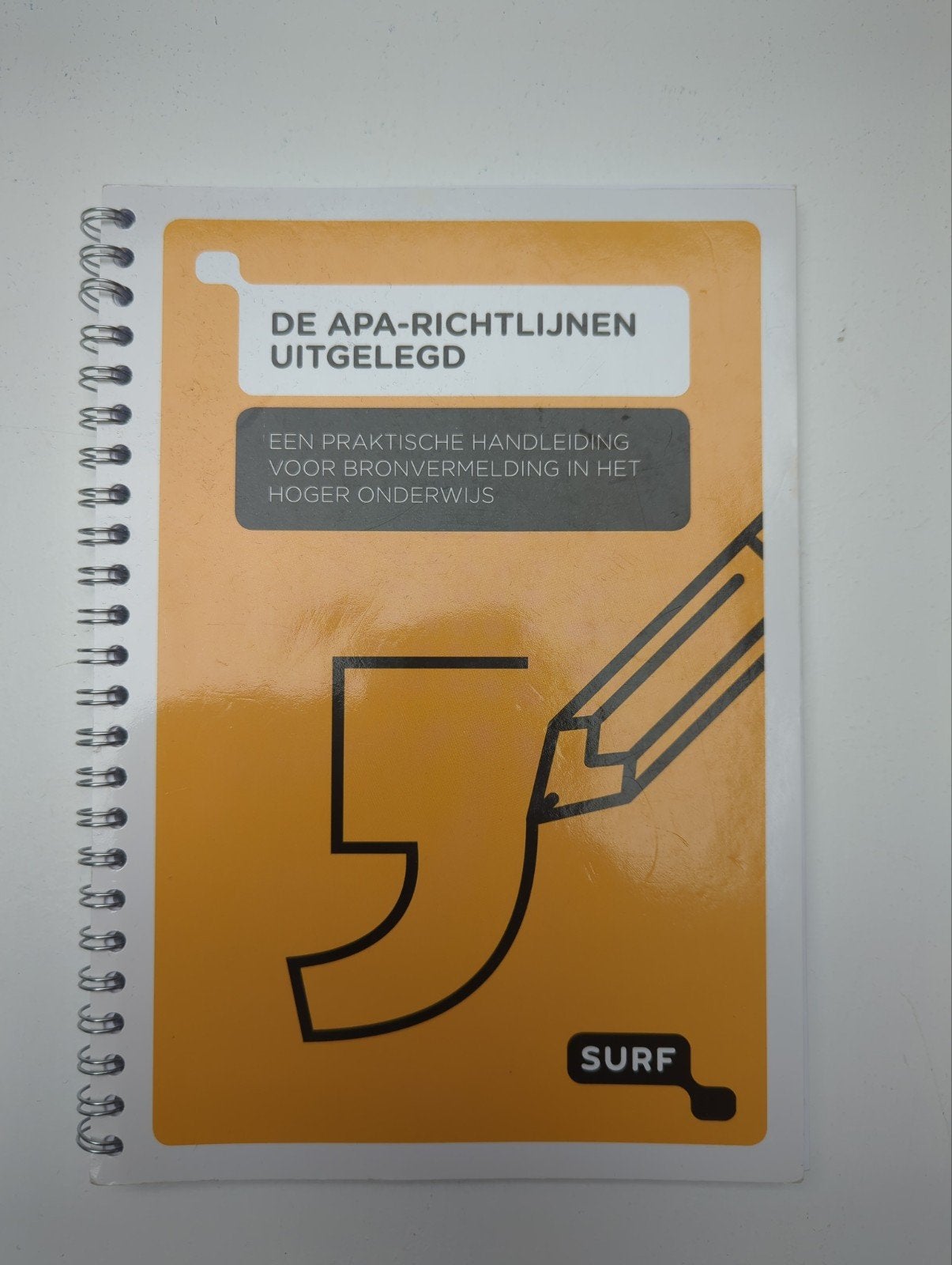De APA-richtlijnen uitgelegd: Bronvermelding Hoger Onderwijs, Ophalen of Verzenden, Zo goed als nieuw, HBO, SURF