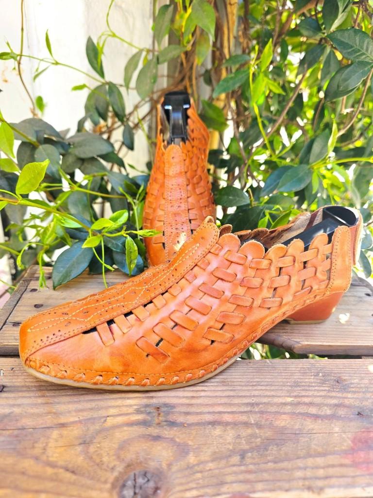 YV9571: Pikolinos Romana Woven Leather Slingback Sandals, Kleding | Dames, Schoenen, Bruin, Unknown, Unknown, Gedragen