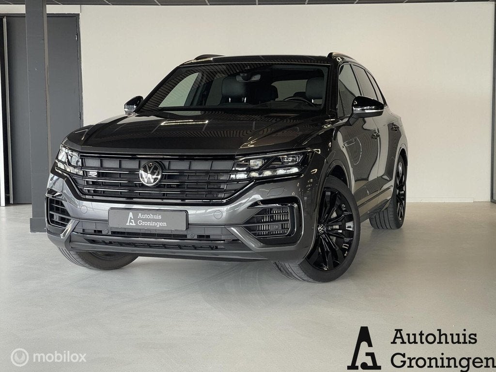 Volkswagen Touareg 3.0 TSI Hybrid R-Line | Pano | Luchtverin, Auto's, Volkswagen, Automaat, Gebruikt, 2995 cc, 462 pk
