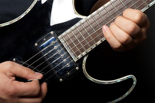 Medemuzikant gezocht: gitarist gevraagd, Ophalen, Zo goed als nieuw, Elektrische gitaar