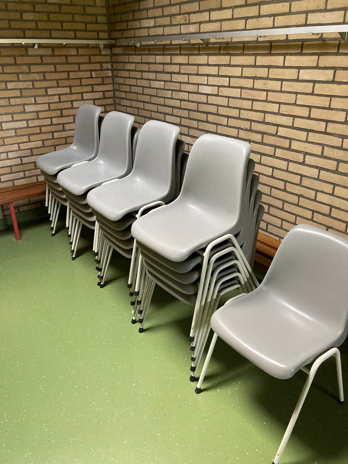 Stoelen, Huis en Inrichting, Stoelen, Ophalen, Kunststof, Gebruikt, Grijs
