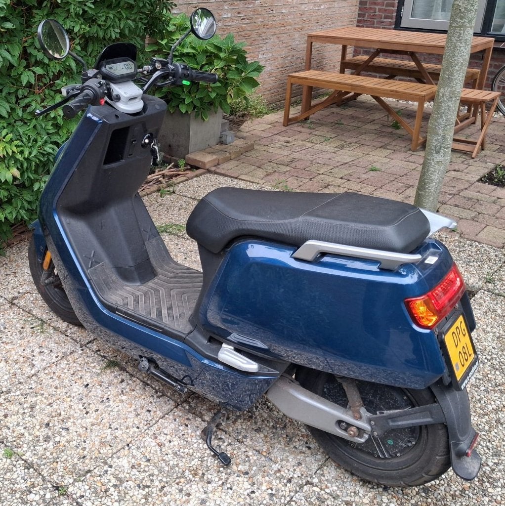 NIU N1S elektrische scooter – 2018 – km stand: 4.000, Ophalen, Gebruikt, Maximaal 45 km/u, Elektrisch