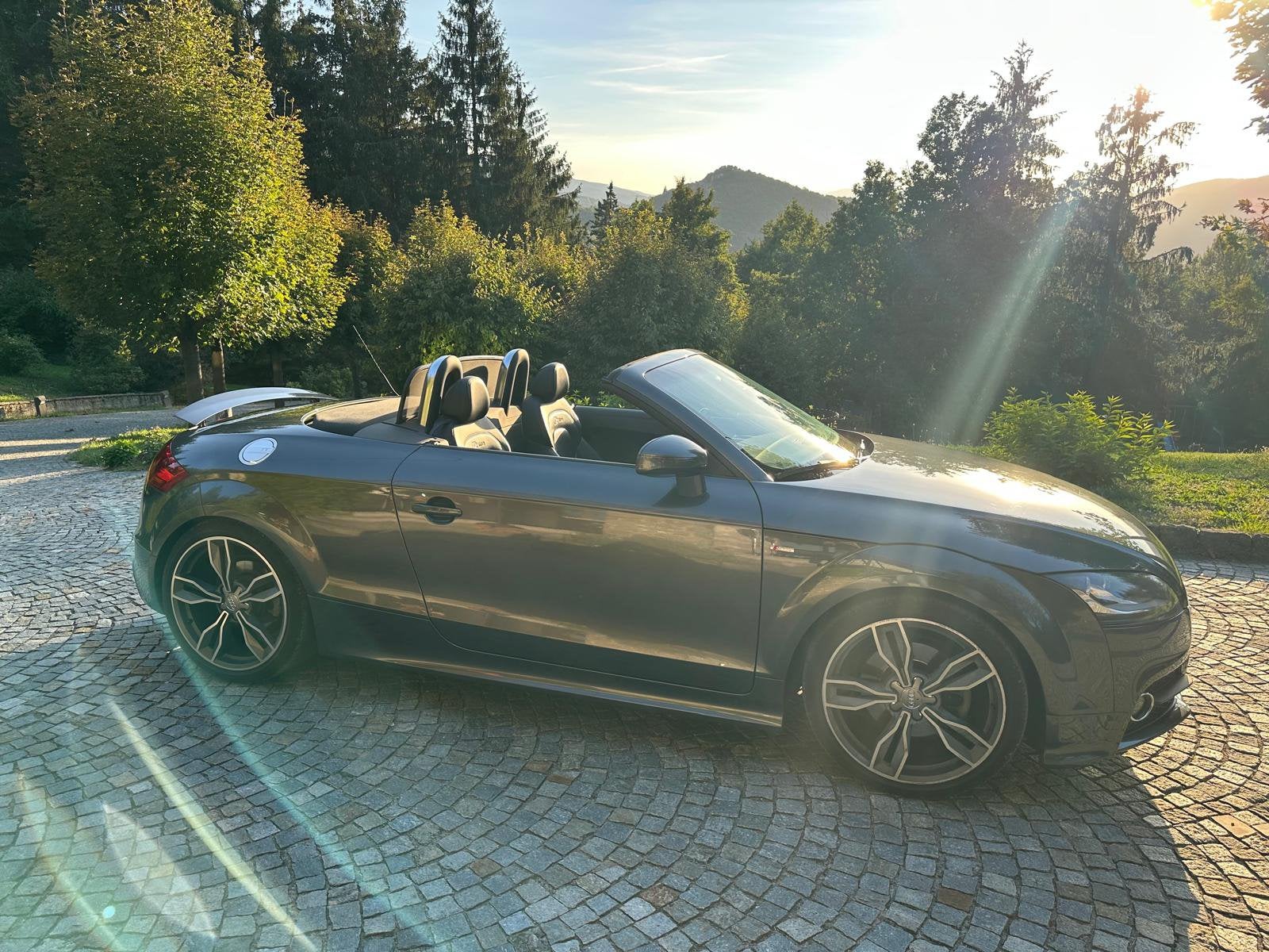 Prachtige Audi TT 1.8 118KW Roadster S-Line Daytona Grey, Euro 5, 4 cilinders, Cabriolet, 160 pk