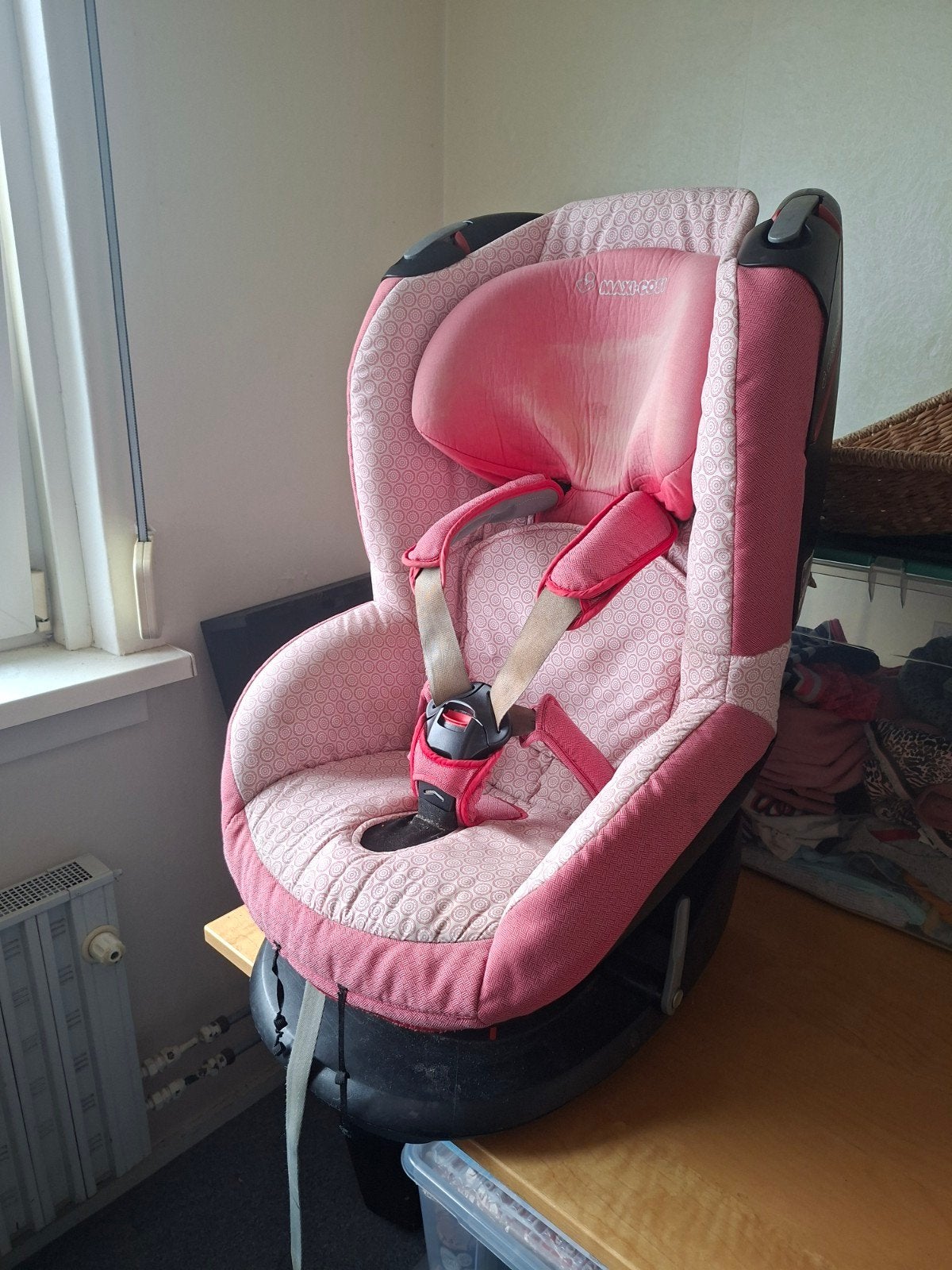 Maxi-Cosi autostoel roze - Gebruikt, Ophalen, 9 t/m 18 kg, Verstelbare rugleuning, Maxi-Cosi