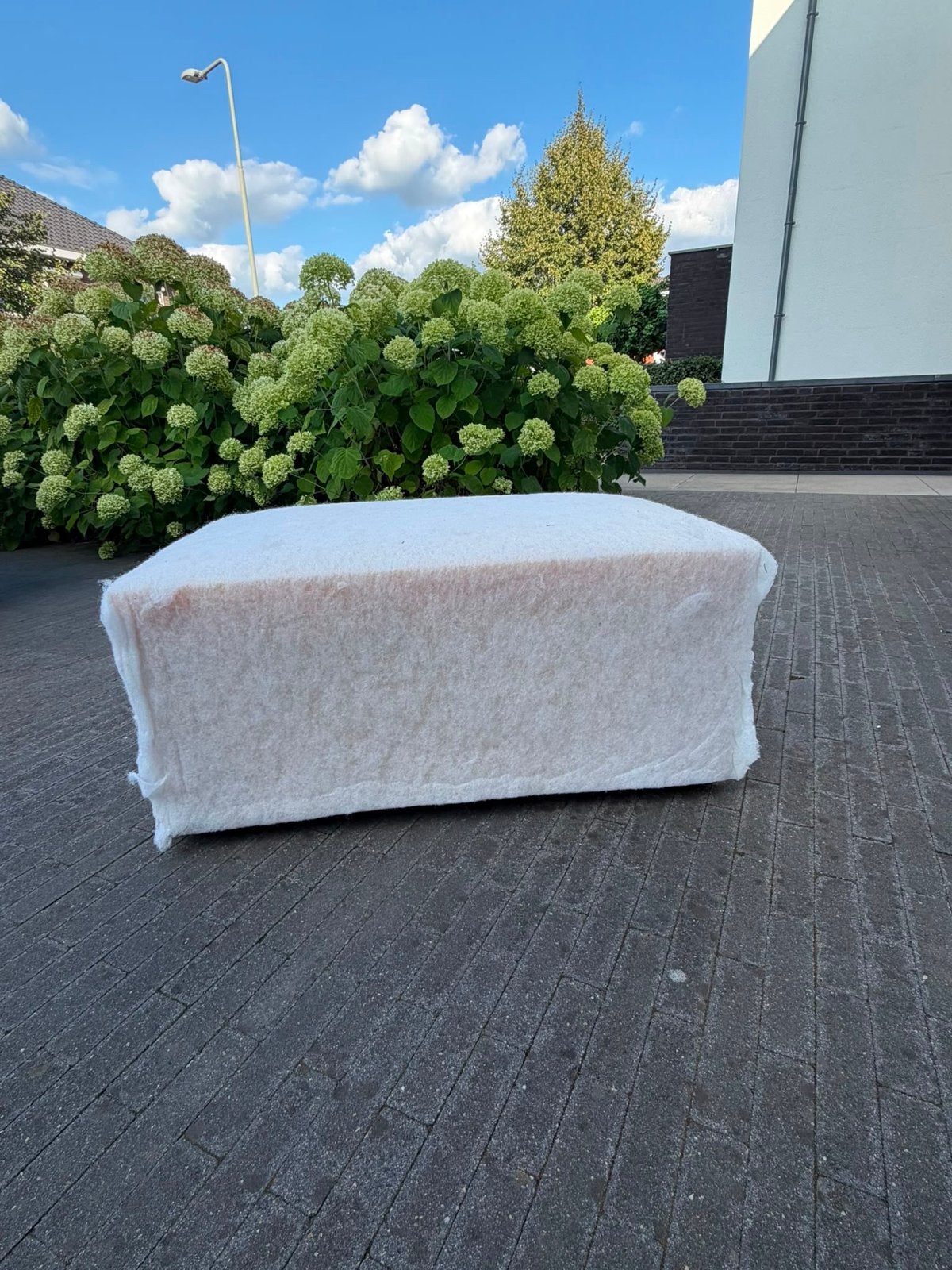 Urban Sofa Hokker opnieuw te bekleden 60 x 90cm, Huis en Inrichting, Banken | Voetenbanken en Poefen, Ophalen, Gebruikt, 75 tot 100 cm