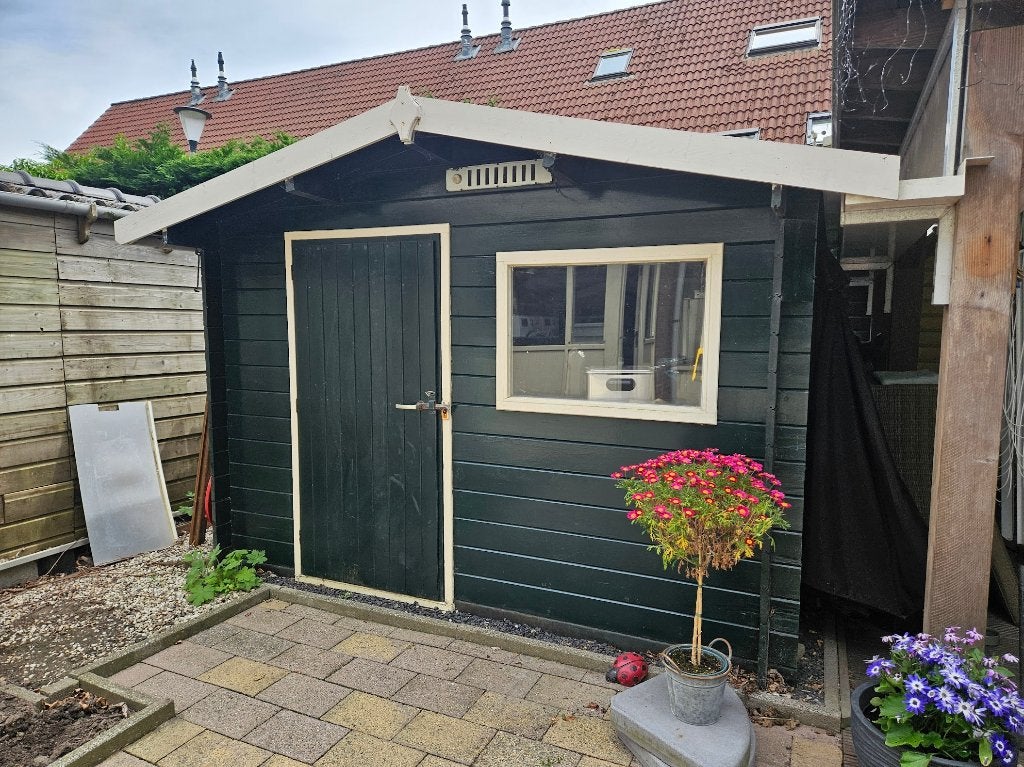 Tuin huis / blokhut, inclusief werkbank, Tuin en Terras, Tuinhuizen, Ophalen, 250 tot 500 cm, Blokhut, 1 raam