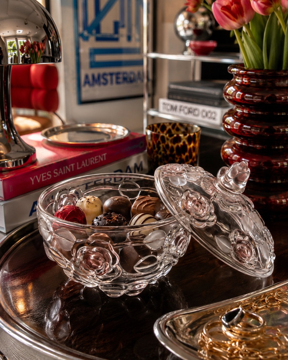 Vintage Glazen Bonbonnière met Rozen Reliëf, Antiek en Kunst, Antiek | Glas en Kristal, Ophalen