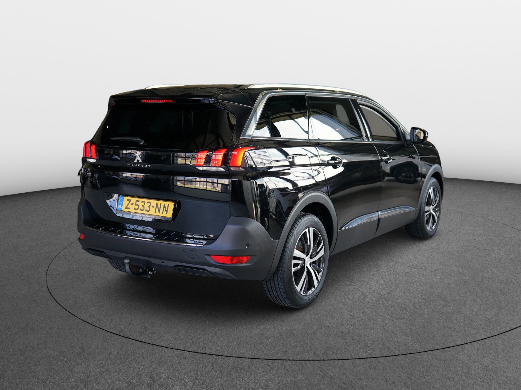 Peugeot 5008 1.2 PureTech Blue Lease Premium 7P. | TREKHAAK, Gebruikt, Euro 6, 1199 cc, 7 stoelen