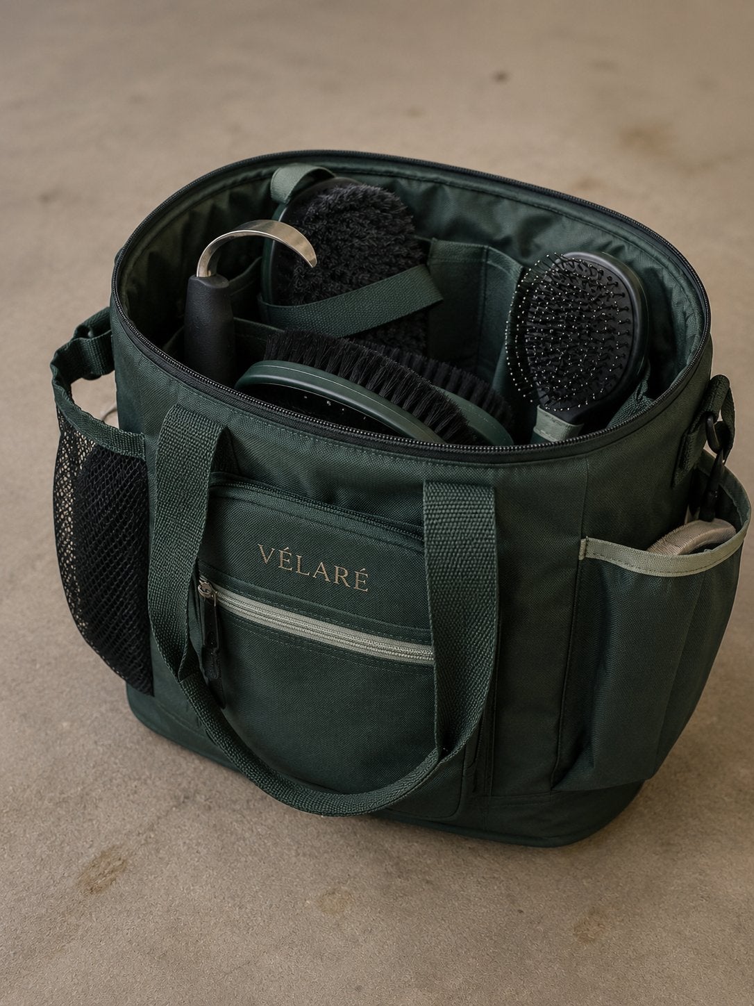 VELARÉ grooming pro 11 in 1 verzorging set, Dieren en Toebehoren, Paarden en Pony's | Overige Paardenspullen, Ophalen of Verzenden